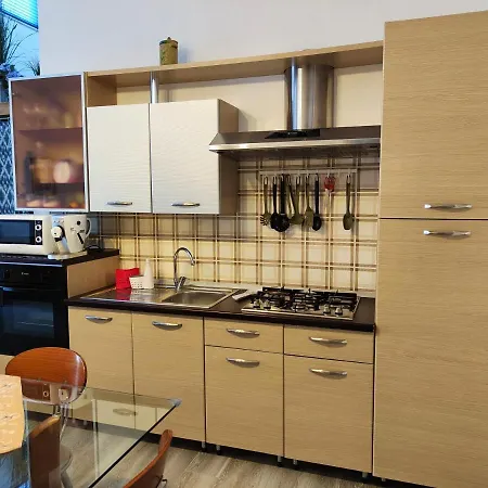 Seaside Marina Retreat: 2br With Pool & Beach Access Apartment Alcamo Marina