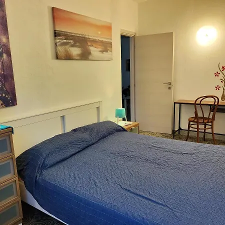 Apartment Seaside Marina Retreat: 2br With Pool & Beach Access